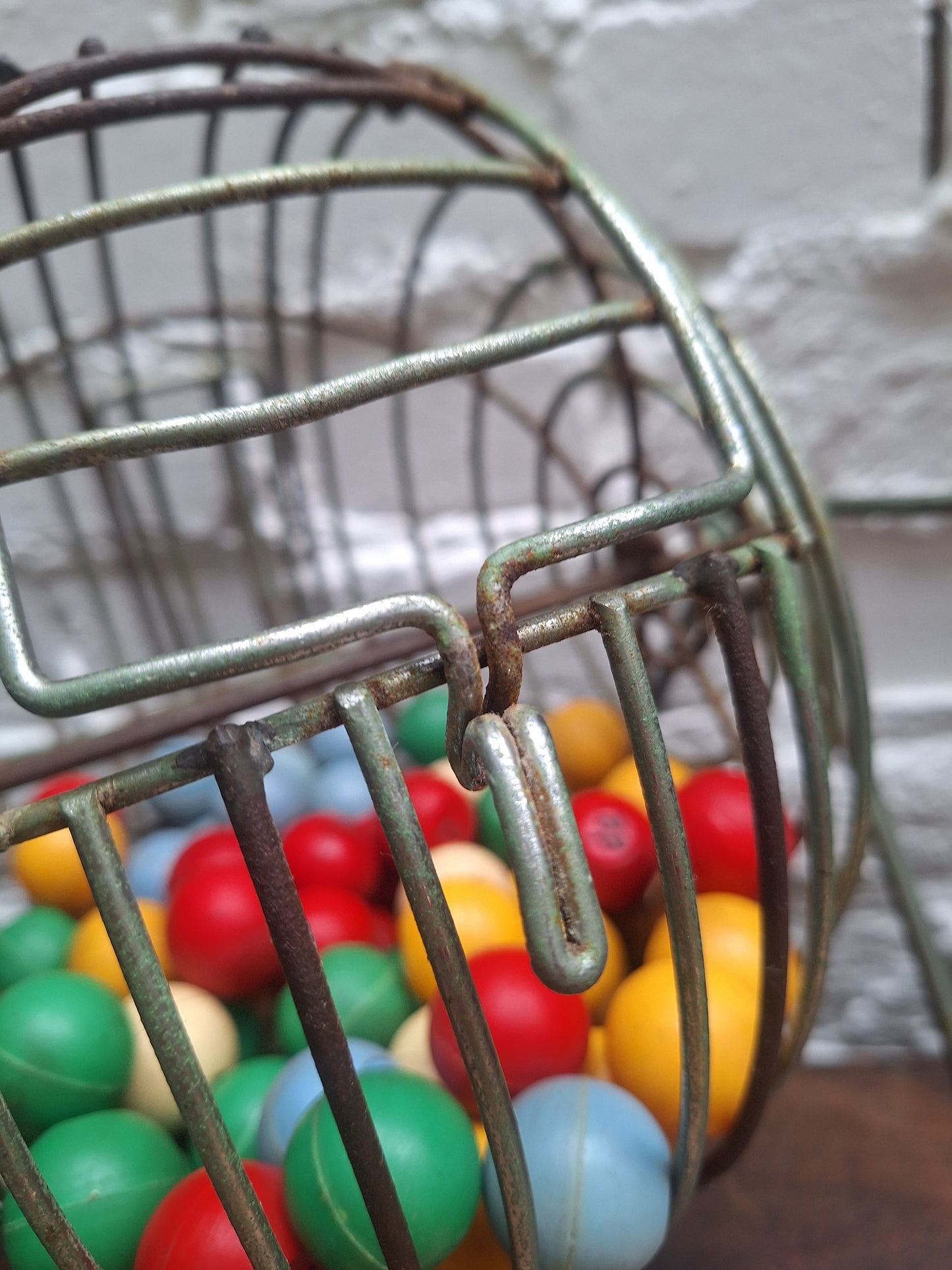 Vintage Metal Bingo Cage, Balls and Cards.