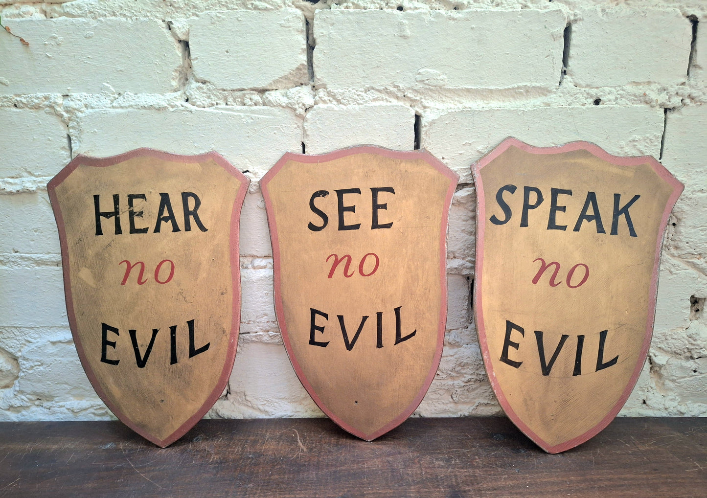 Vintage Folk Art Signs 'Hear no Evil..'