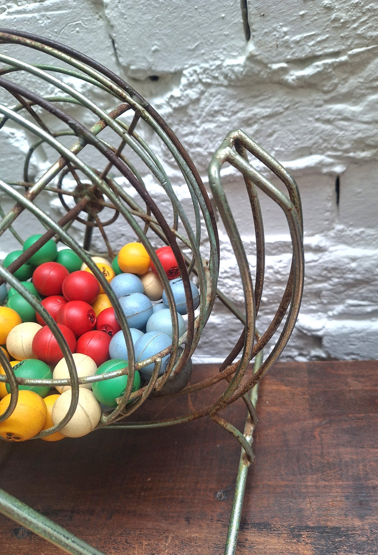 Vintage Metal Bingo Cage, Balls and Cards.