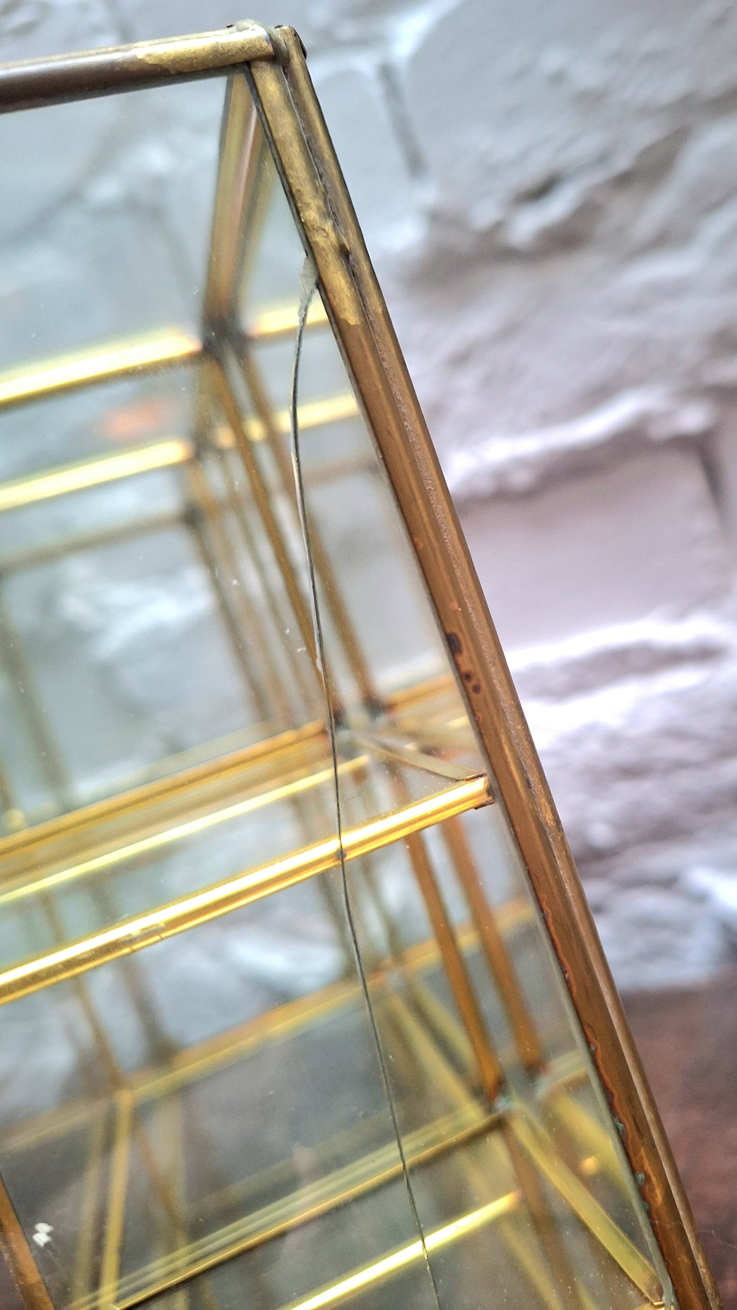 Vintage Brass and Glass Trinket Display Case **DAMAGED**
