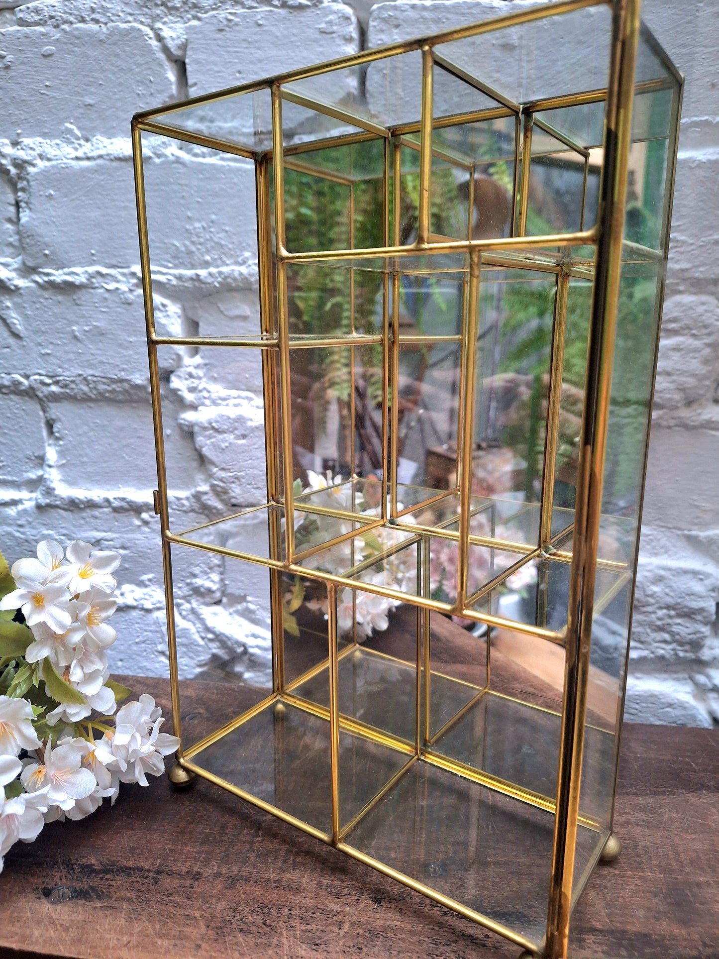 Vintage Brass and Glass Trinket Display Case **DAMAGED**