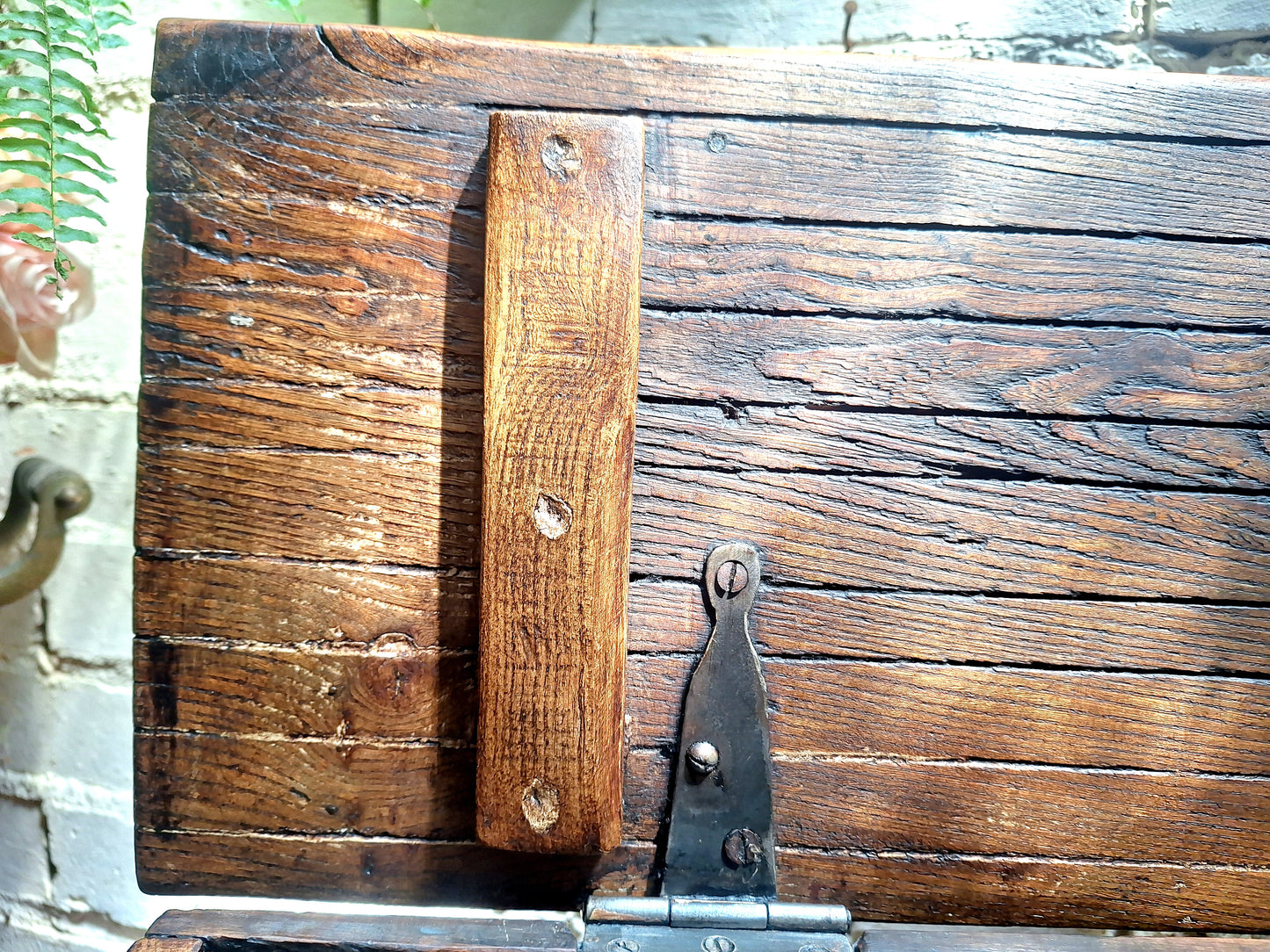 Antique Elm Six-plank Coffer