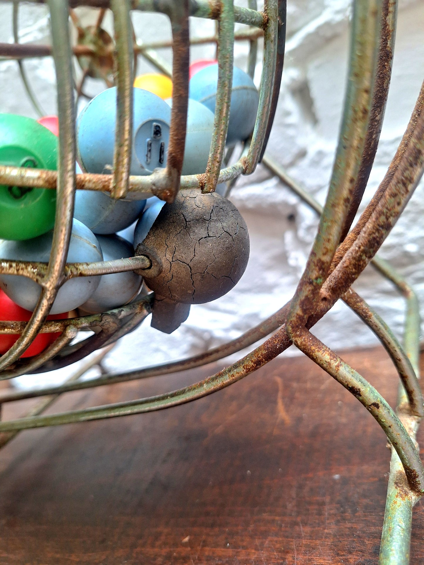 Vintage Metal Bingo Cage, Balls and Cards.