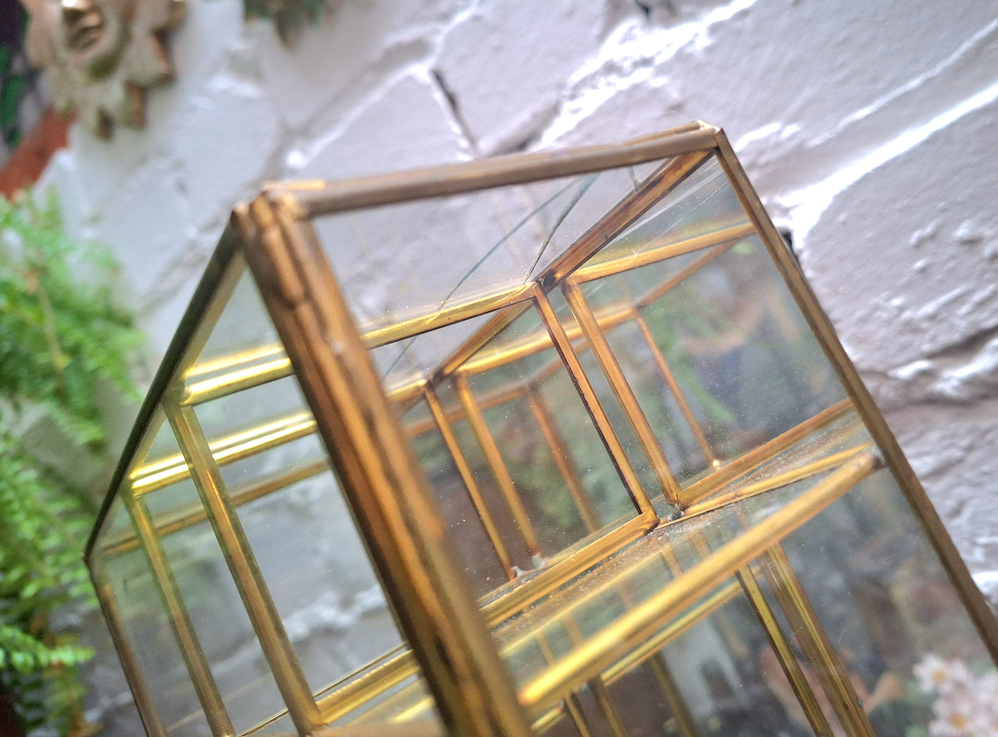 Vintage Brass and Glass Trinket Display Case **DAMAGED**